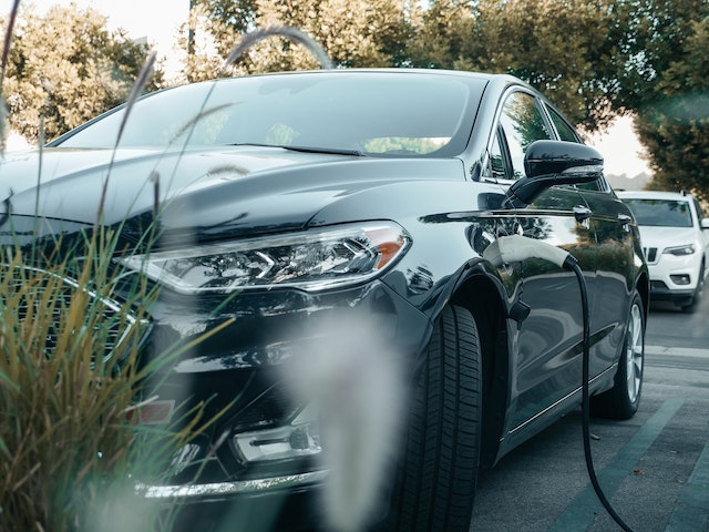 Elektroauto beim Laden